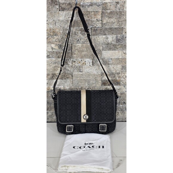 COACH Voyager Canvas Messenger Bag Signature Crossbody Black Unisex Office Work